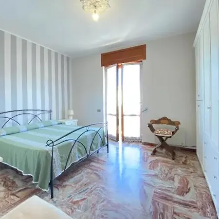 Apartment Mr1 House *